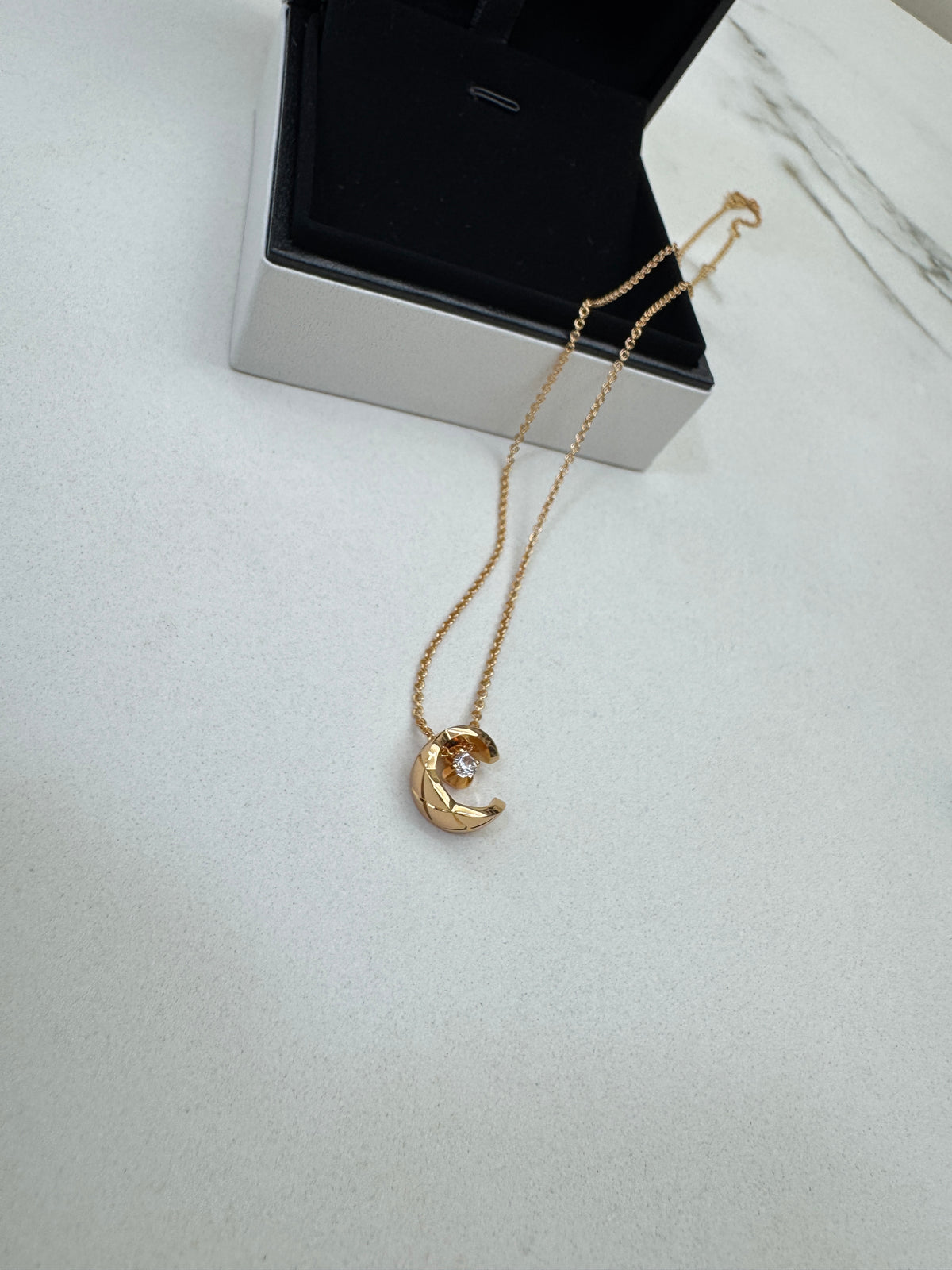 CHANEL Coco Crush 項鏈 米金色