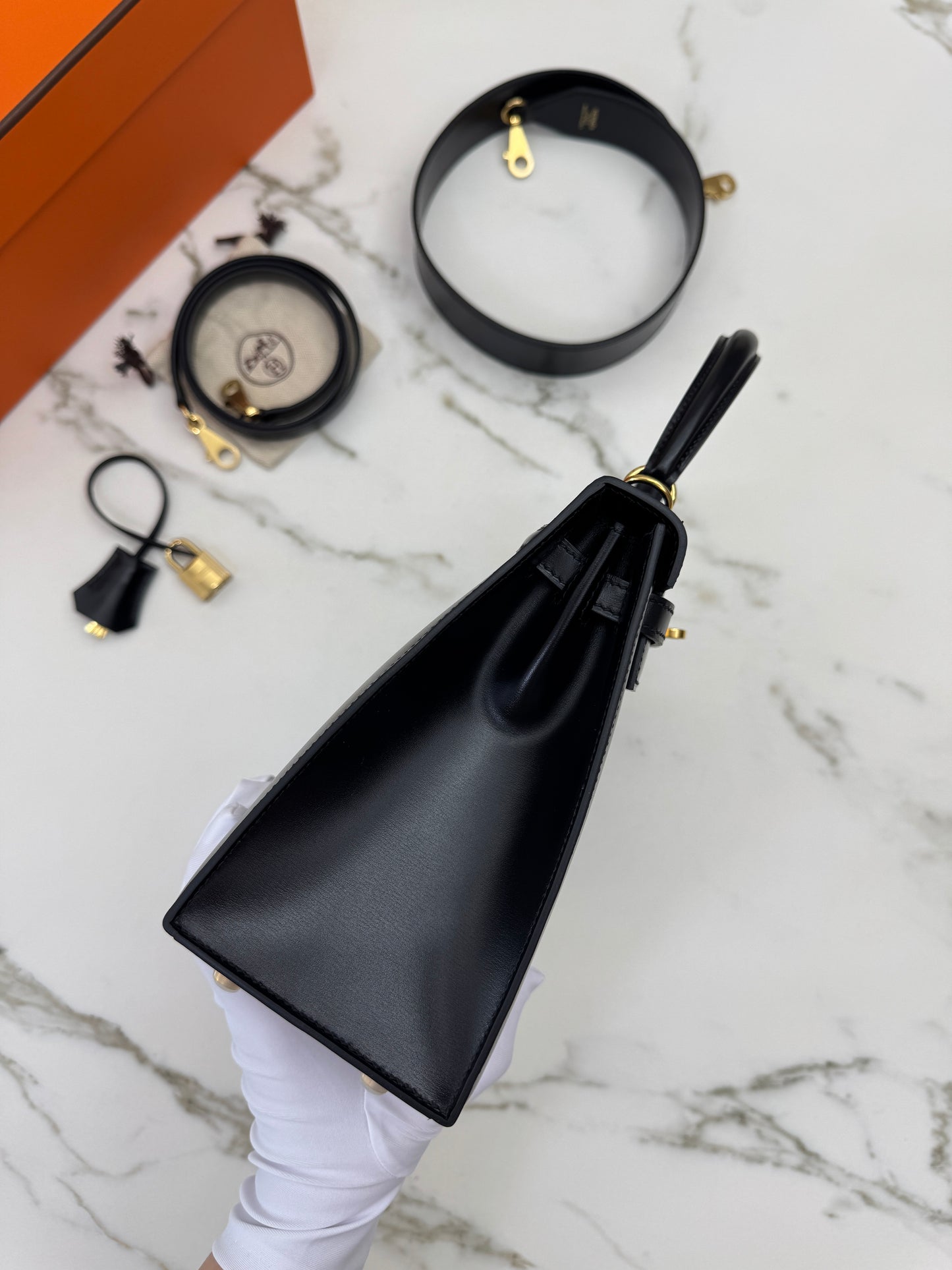 HERMES Kelly 25 黑色外縫金扣 Box Leather Sellier Noir GHW