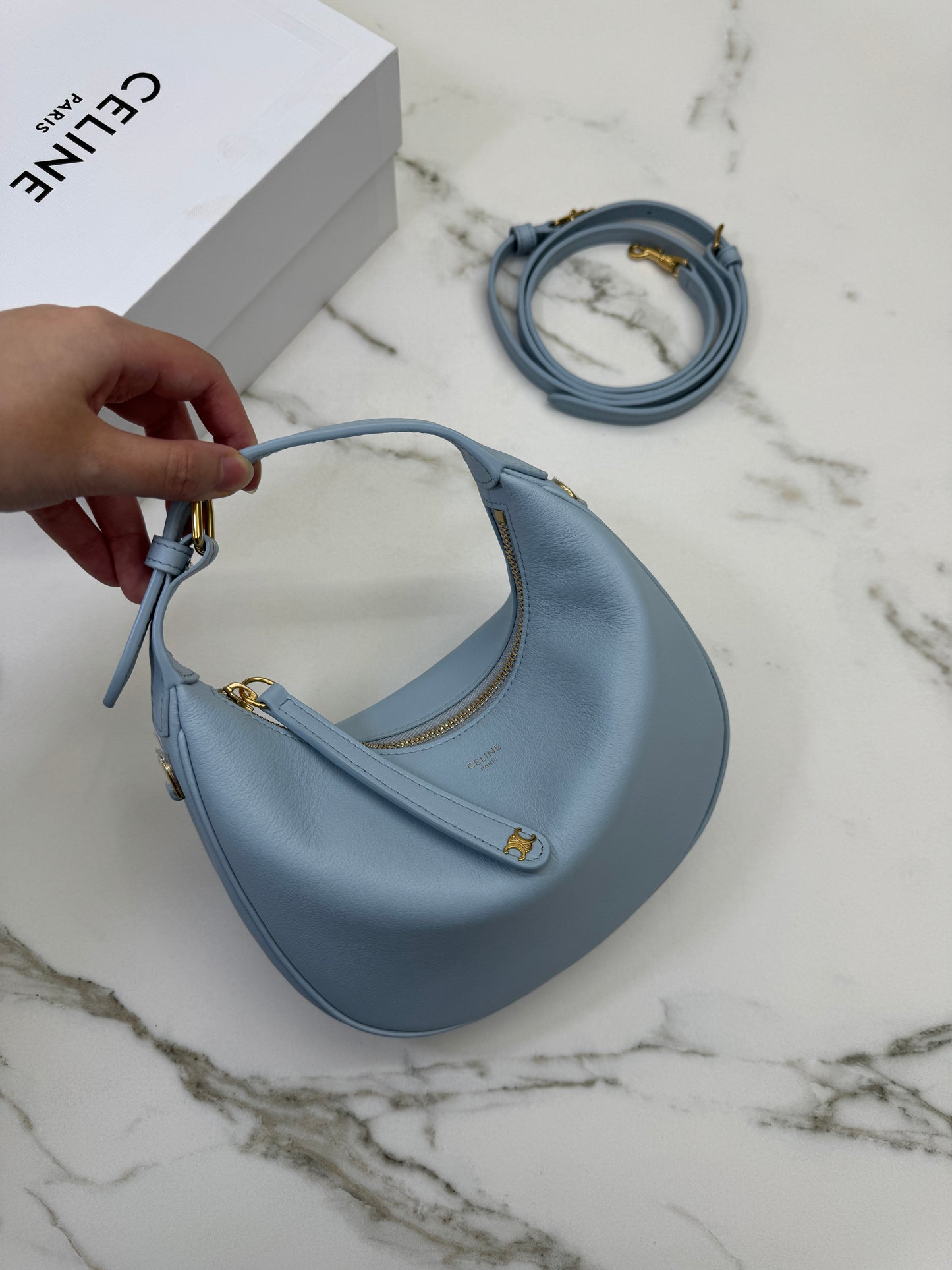CELINE Teen Lulu 粉藍色