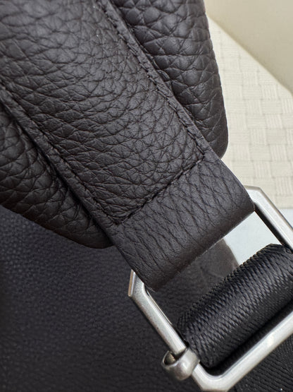 BV Intrecciato Backpack Grained Calfskin Fondant