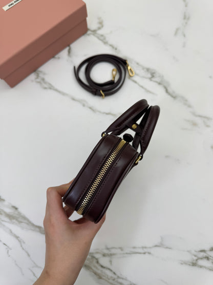 MIU MIU Acardie Regular 石楠木色