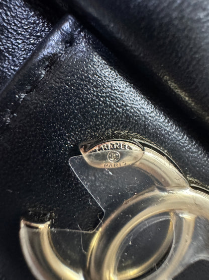 CHANEL Duma 胎牛皮 黑色 Small