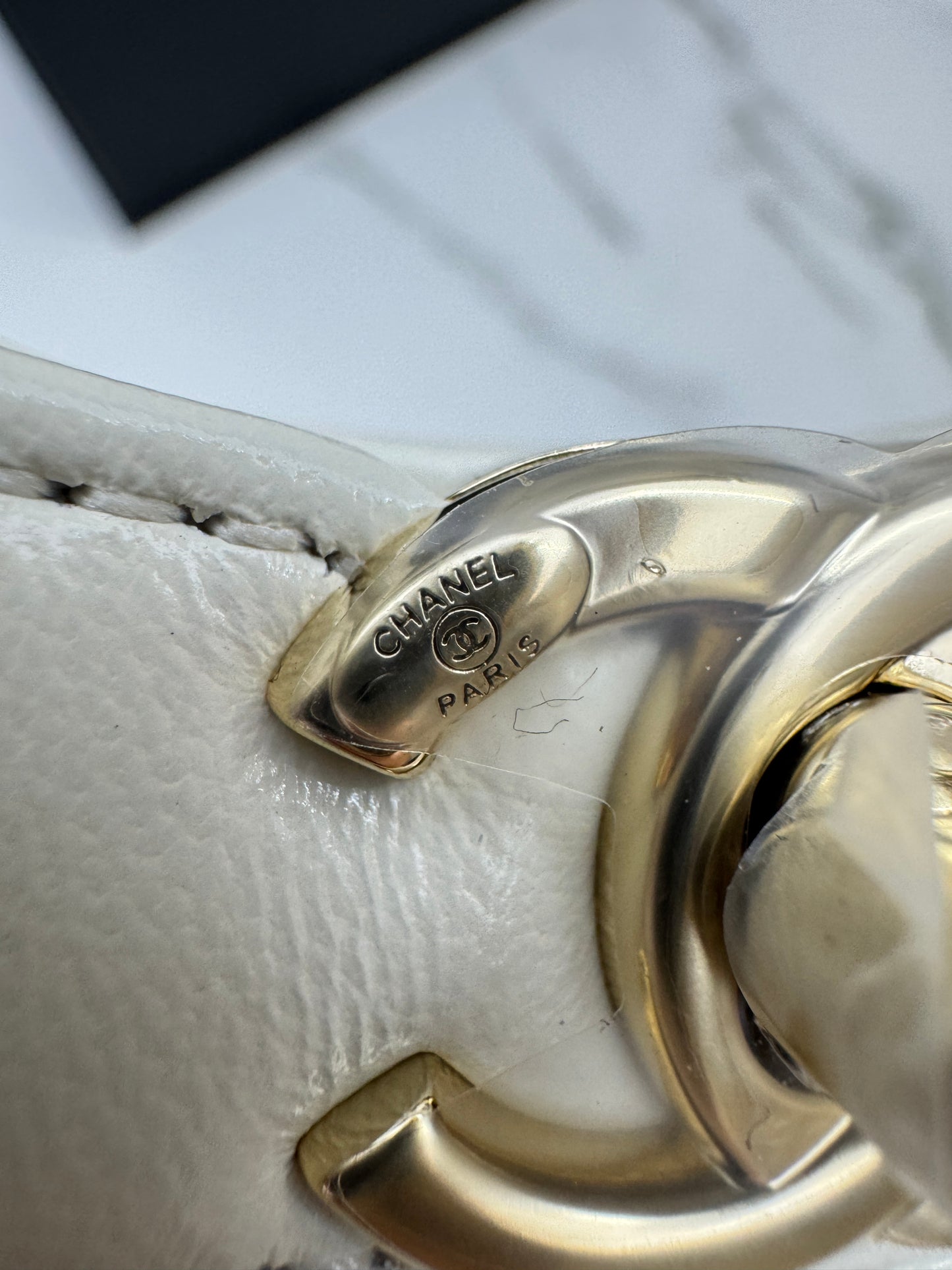 CHANEL Mini 31Bag 油蠟羊皮 白色 新版