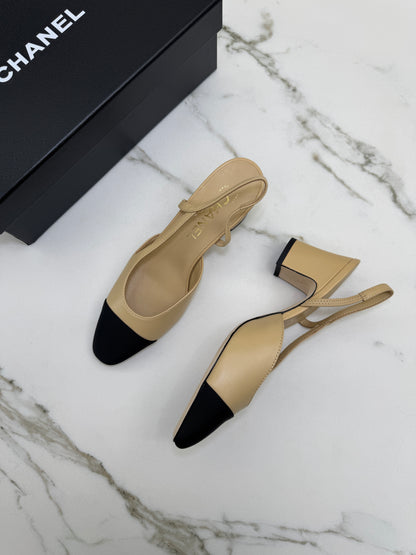 CHANEL Slingback 6.5cm 杏拼黑