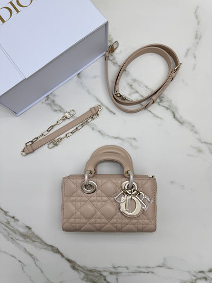 DIOR D-joy Mini 胭脂米 Powder Beige