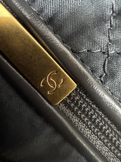 CHANEL 22Bag 小號 深灰色