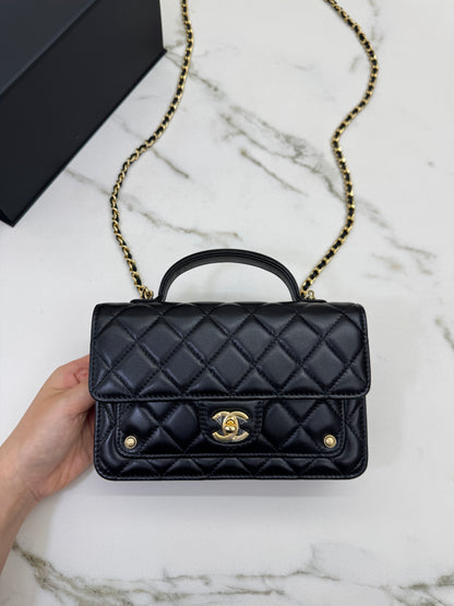 CHANEL 25B 手柄郵差 Wallet on Chain