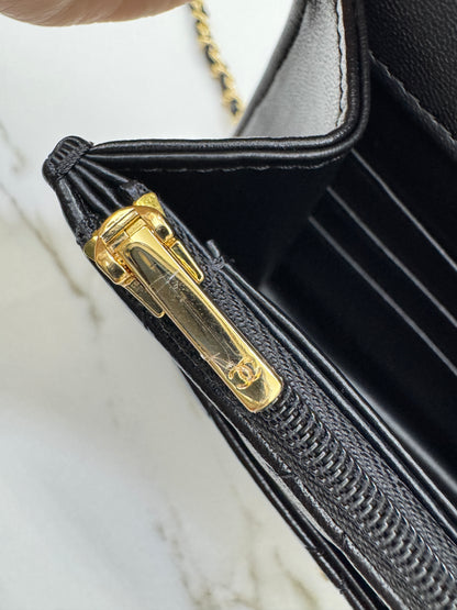 CHANEL 25B 手柄郵差 Wallet on Chain