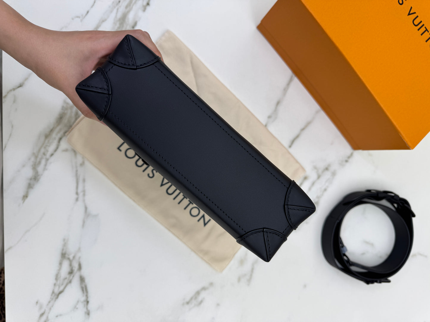 LV Steamer PM Ultra Black