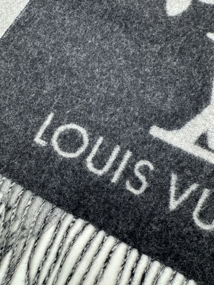 LV Reykjavik Scarf 100% Cashmere Black