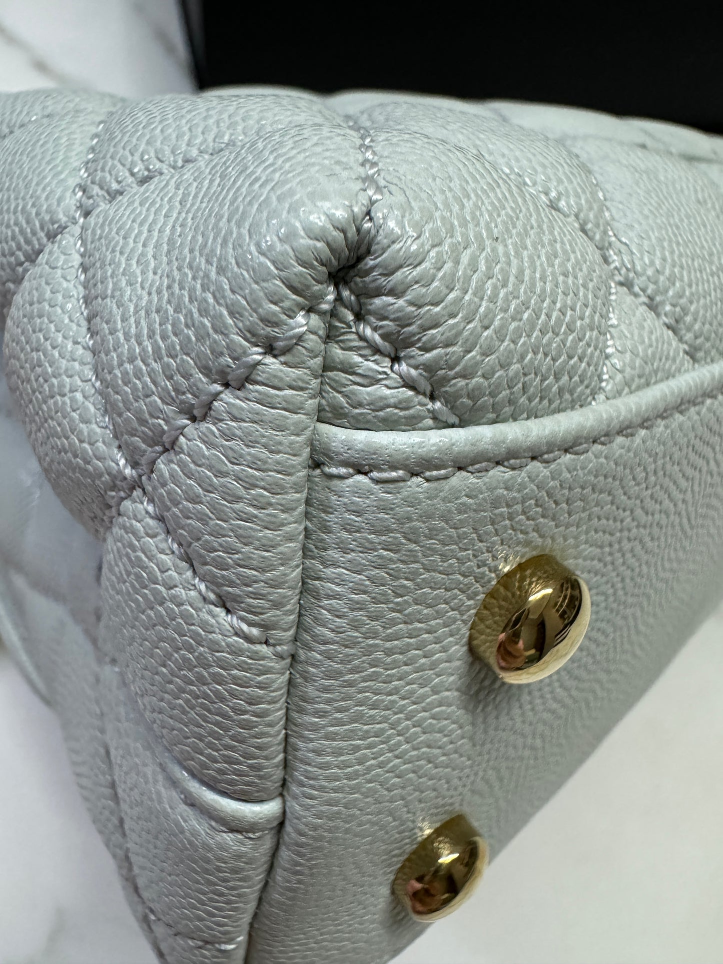 CHANEL Cocohandle 冰川藍 24P Small