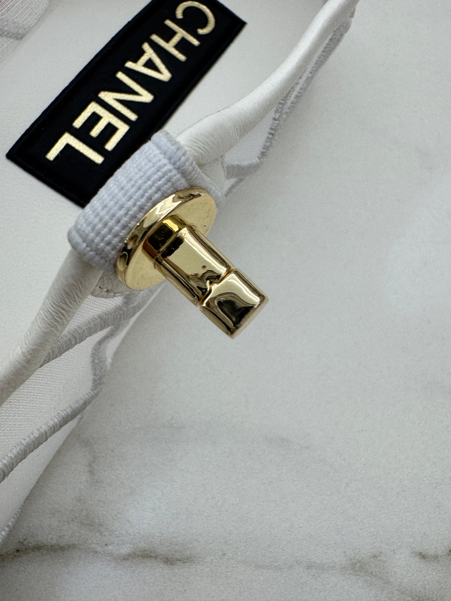 CHANEL 25M Coco Beach 白色網紗 Mary Jane