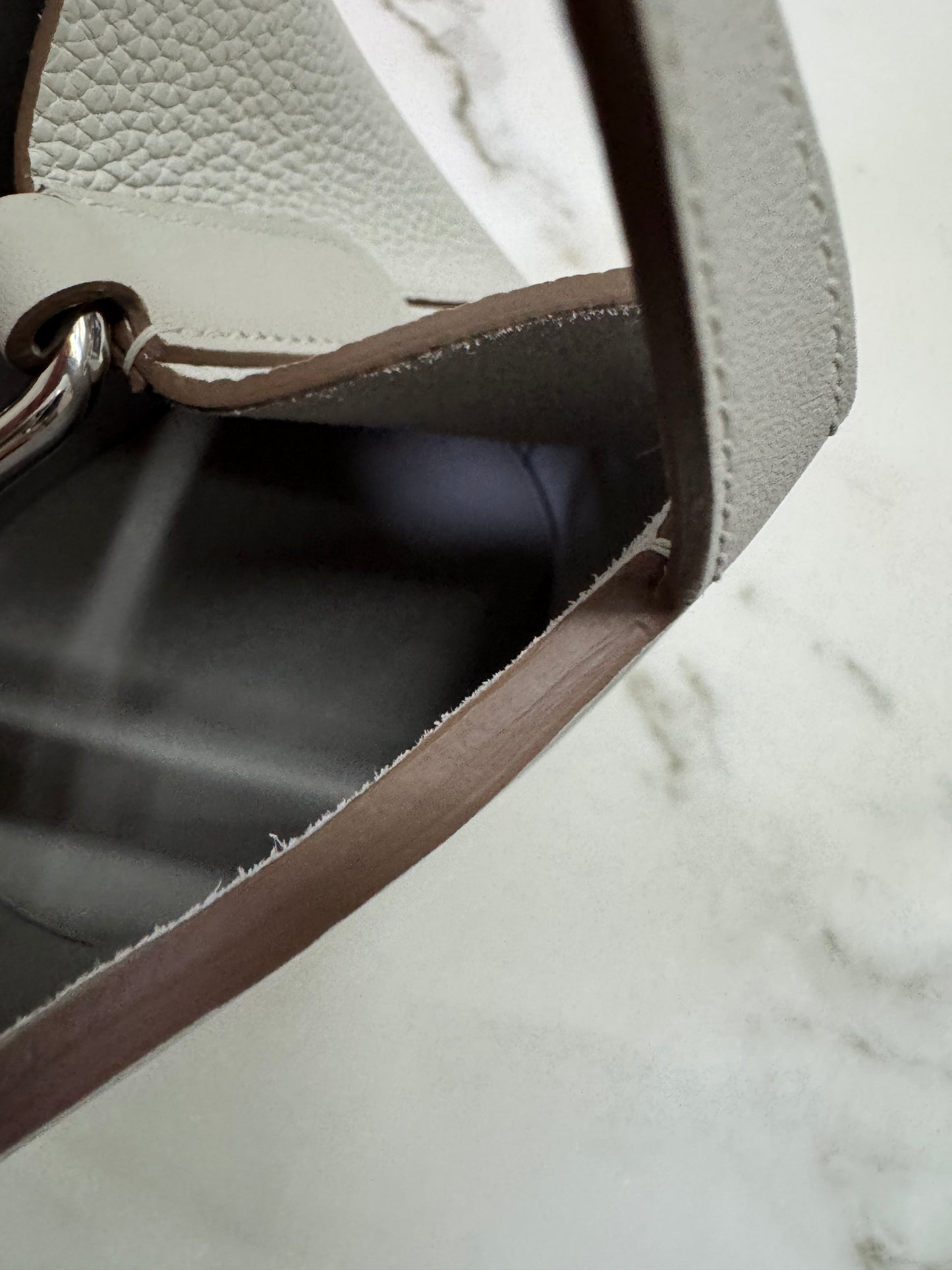 HERMES In The Loop 豬鼻菜籃子 M4奶灰色銀扣 Gris Pale PHW