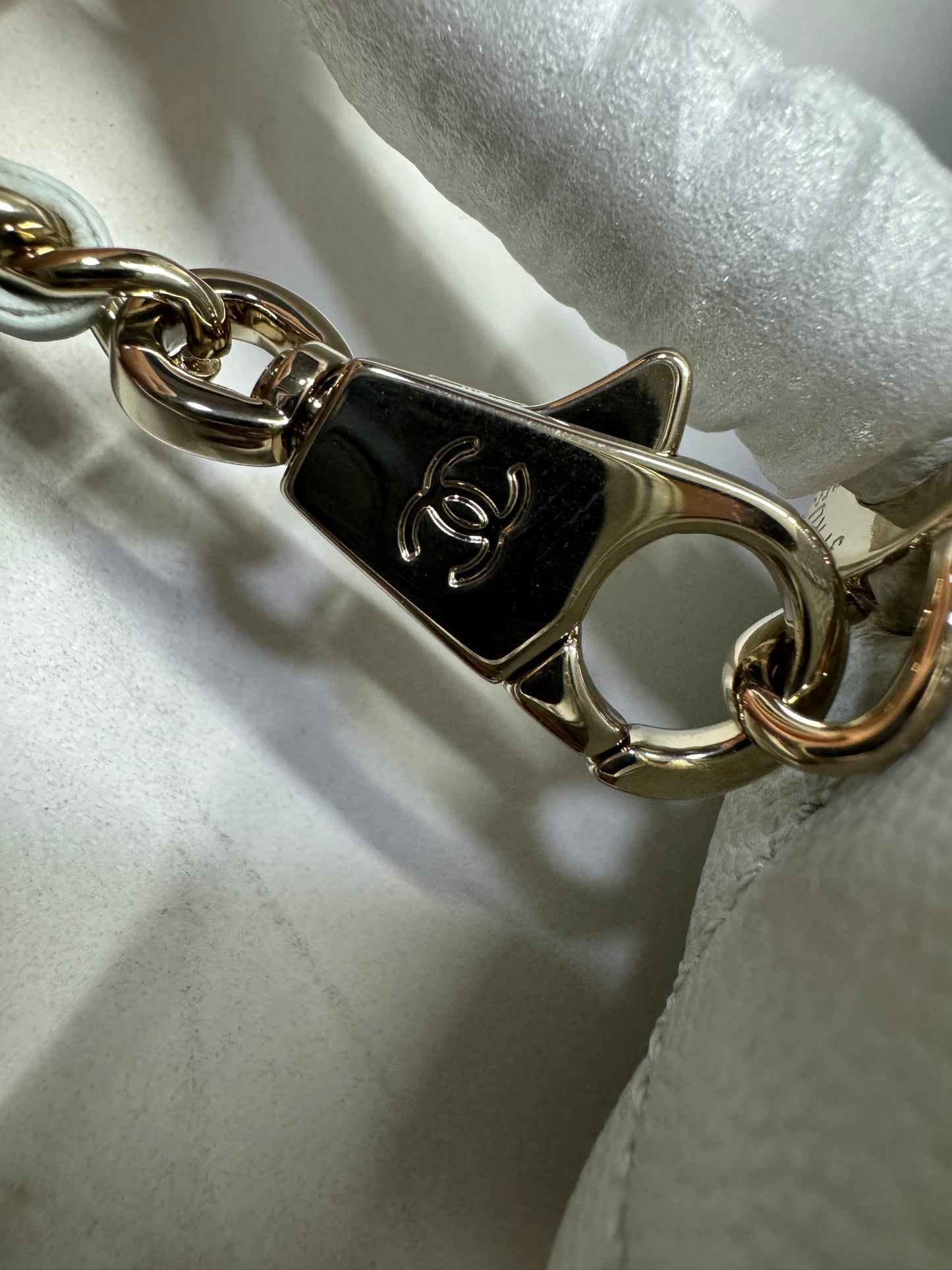 CHANEL Cocohandle 冰川藍 24P Small