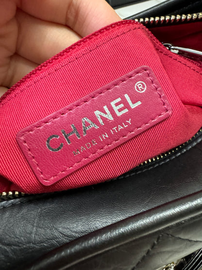 CHANEL Gabrielle 流浪Hobo Small 20cm