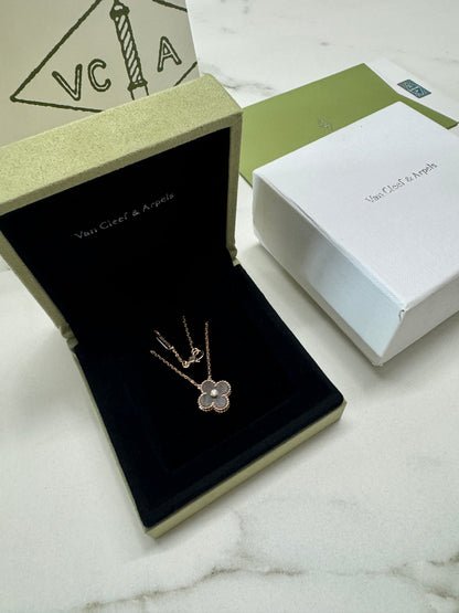 VCA 銀耀石玫瑰金項鏈［2023聖誕款］