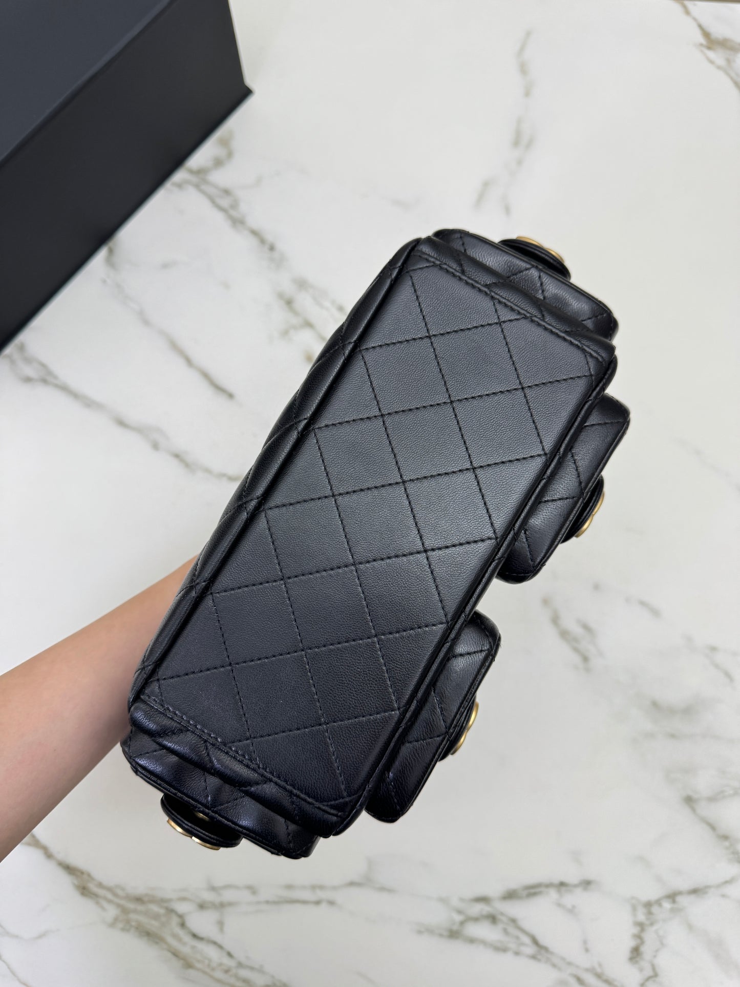 CHANEL 25C 多口袋Hobo 黑色