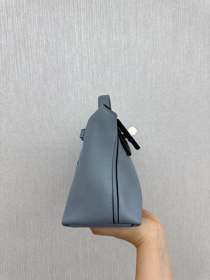 HERMES Mini 2424 亞麻藍銀扣 Evercolor Blue Lin PHW