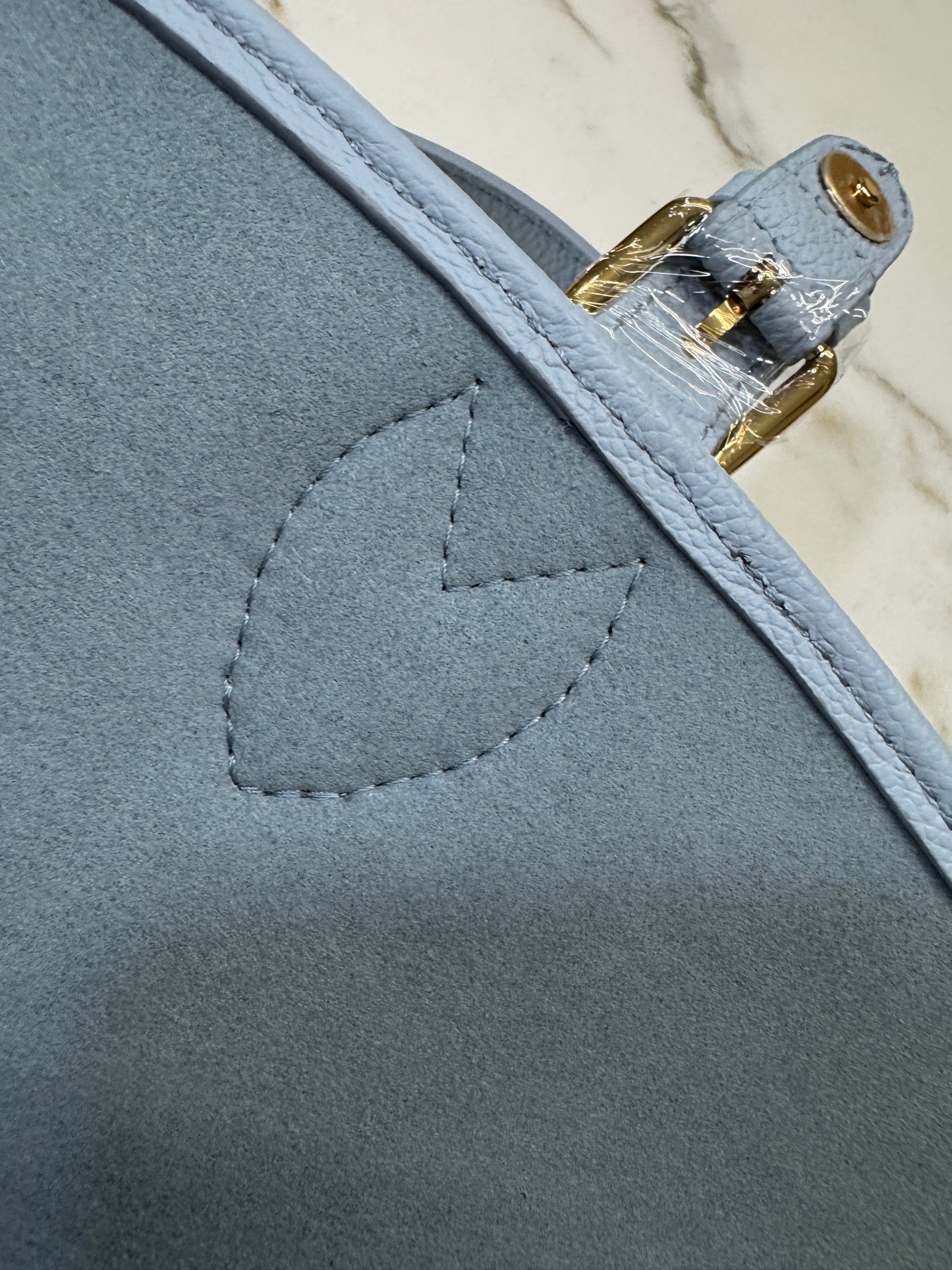 LV Diane 全皮粉藍 Baby Blue