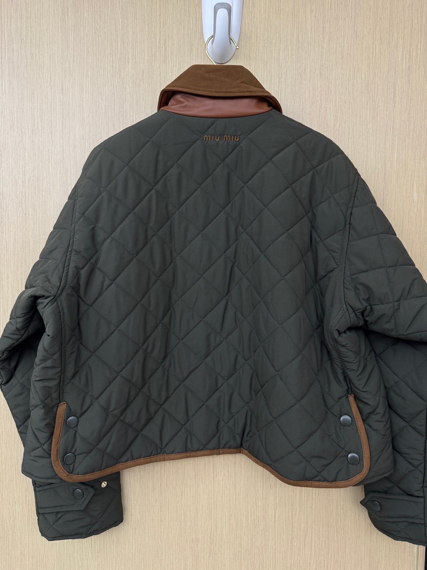 MIU MIU 麂皮領夾棉短外套 軍綠藍