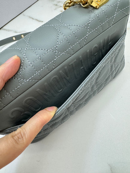 DIOR Caro Small 石灰色