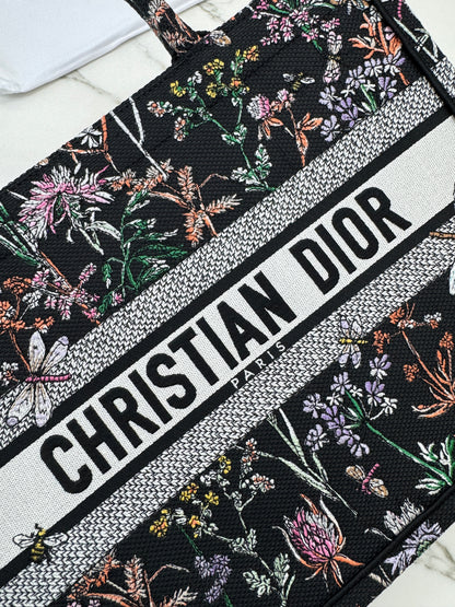 DIOR Book Tote Herbarium Black Medium