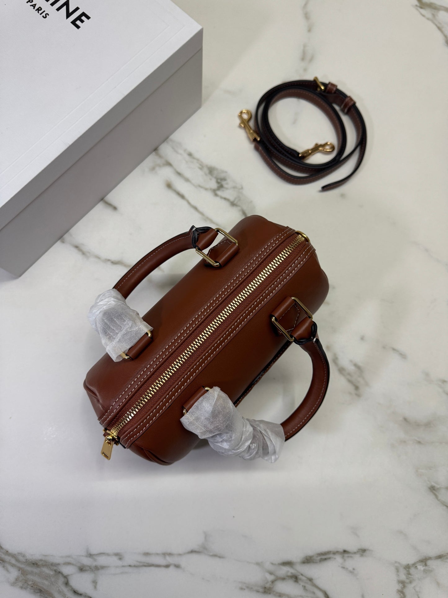 CELINE Triomphe Boston 棕色