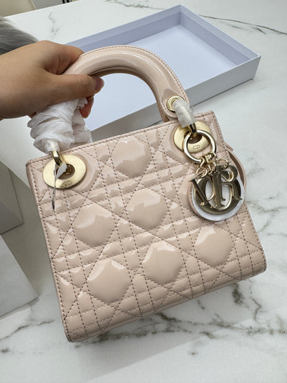 DIOR Mini Lady Dior Powder Beige 漆皮胭脂米 Shiny Calfskin