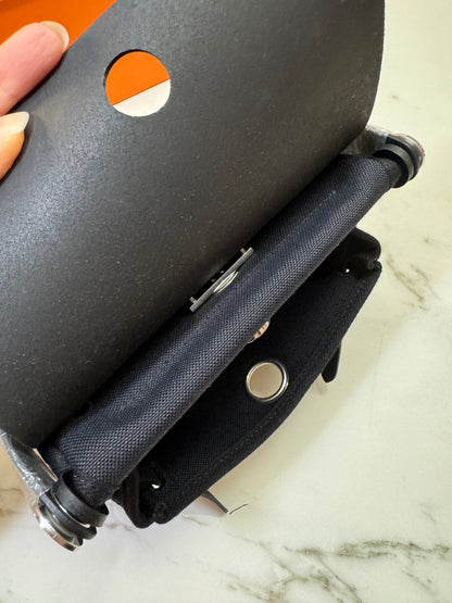 HERMES Mini Herbag 黑銀