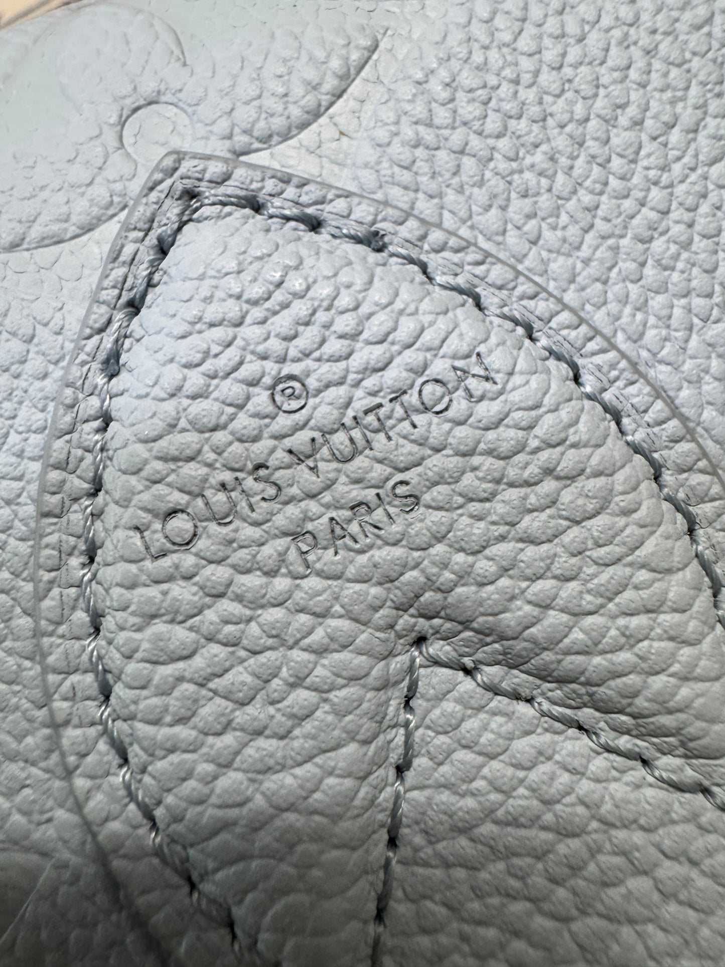 LV Diane 全皮粉藍 Baby Blue
