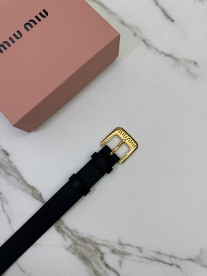 MIU MIU 鏤空扣皮帶