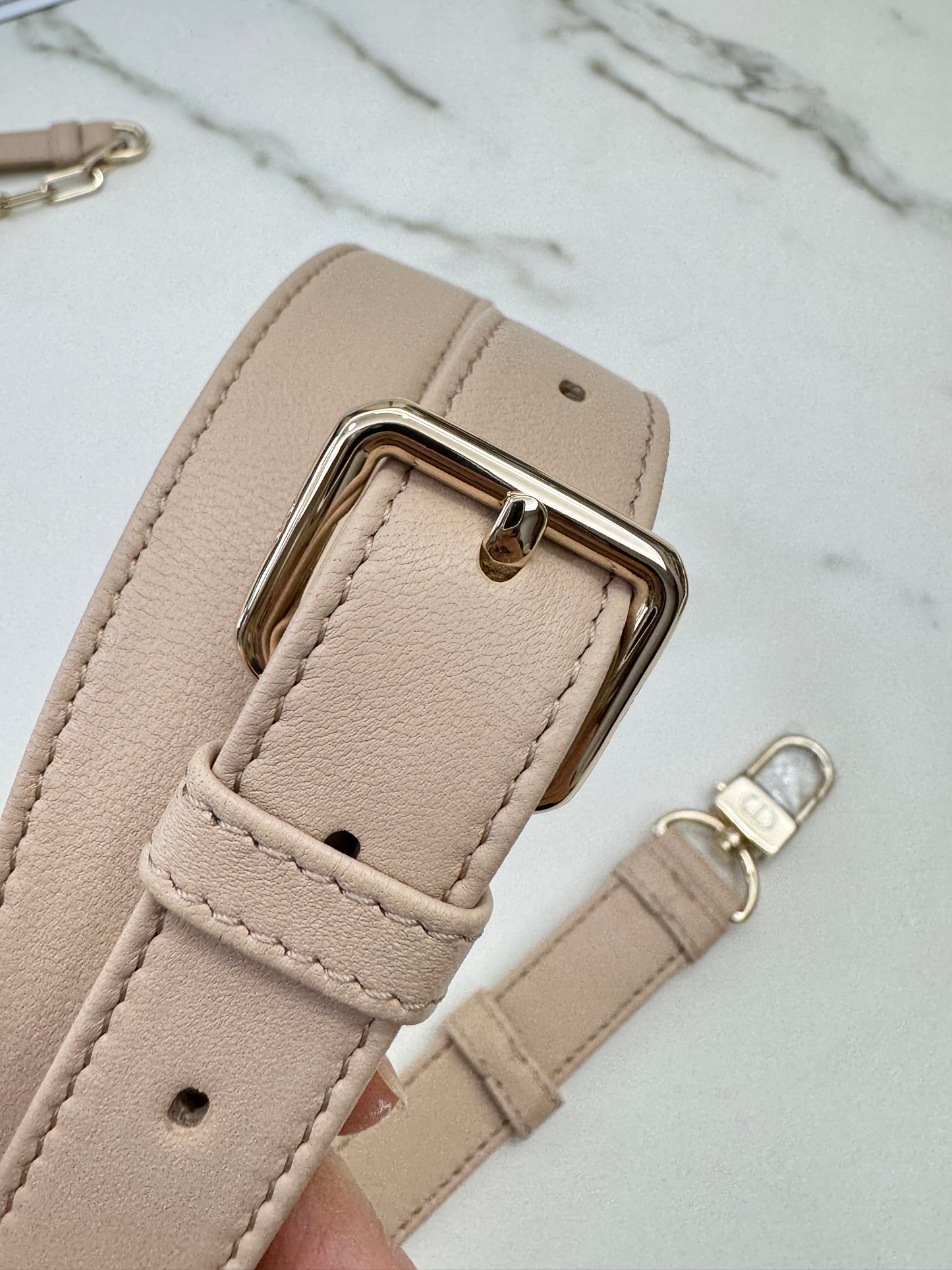 DIOR D-Joy Small 胭脂米 Powder Beige￼