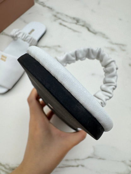 MIU MIU 兩穿魚嘴涼鞋 白色