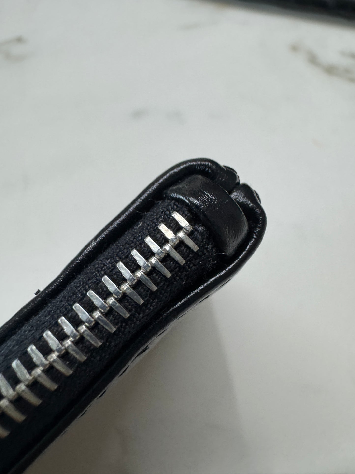 CHANEL 22 Bag Large So Black