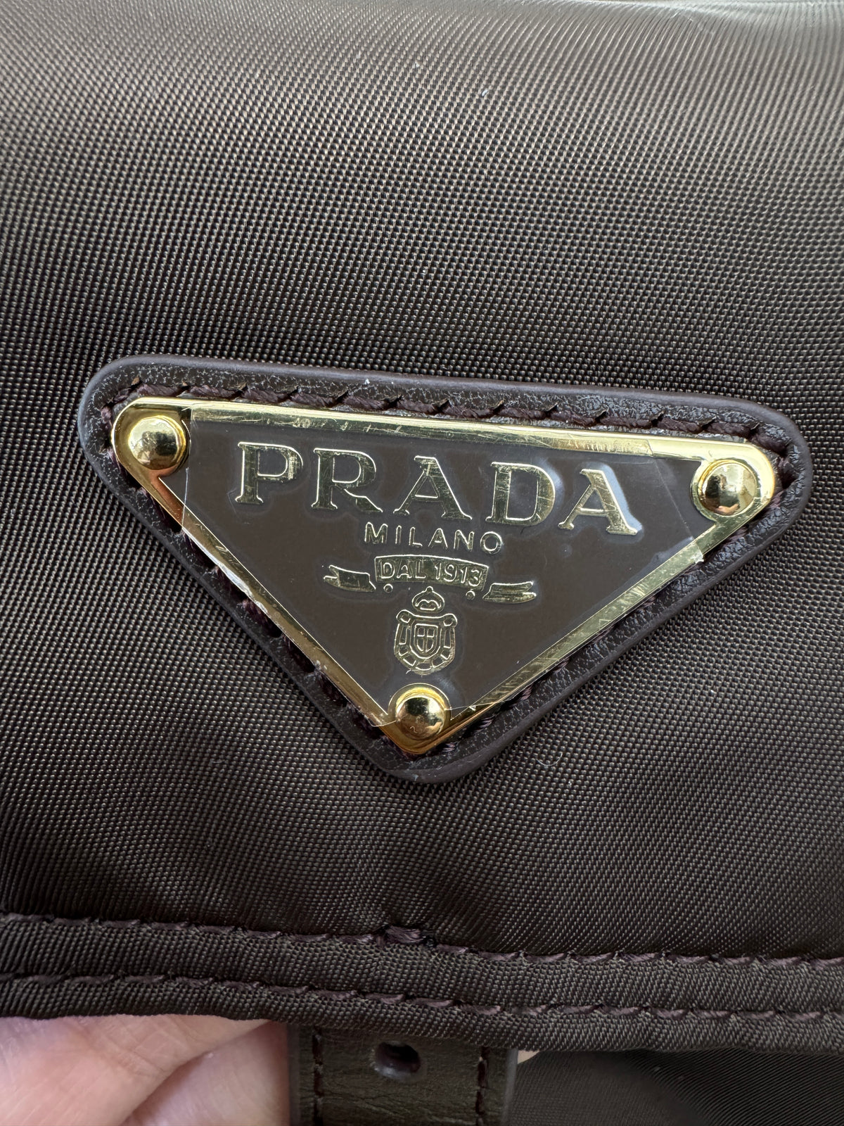 PRADA Re-nylon Explore Large 深棕色