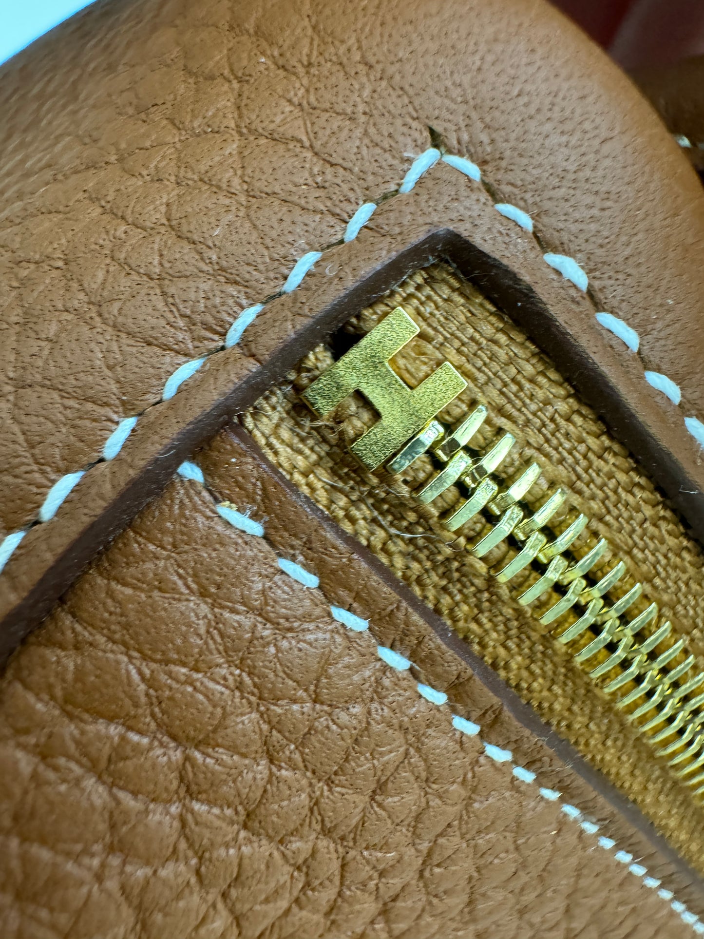 HERMES Mini Lindy 金棕金扣 Gold TC GHD