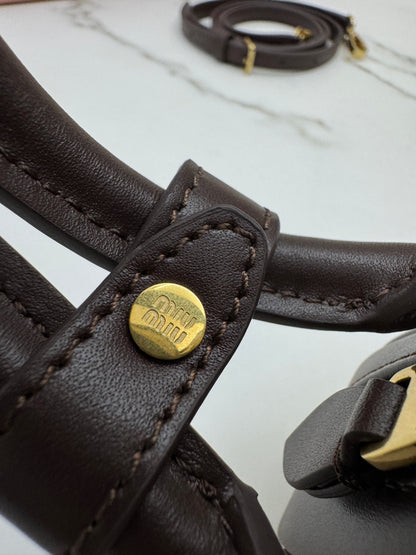 MIU MIU Acardie Regular 石楠木色