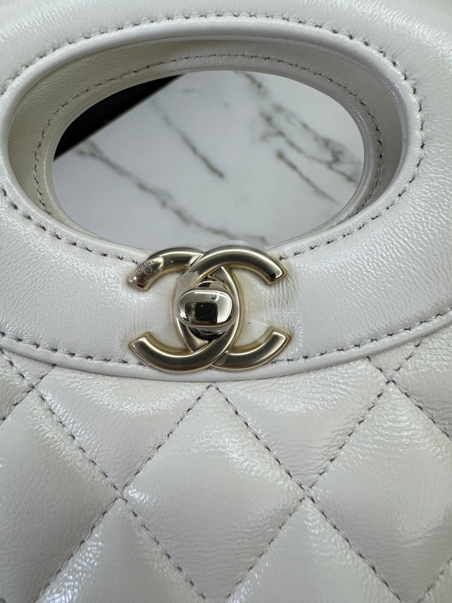 CHANEL Mini 31Bag 油蠟羊皮 白色 新版