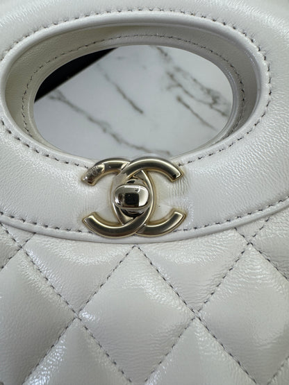 CHANEL Mini 31Bag 油蠟羊皮 白色 新版