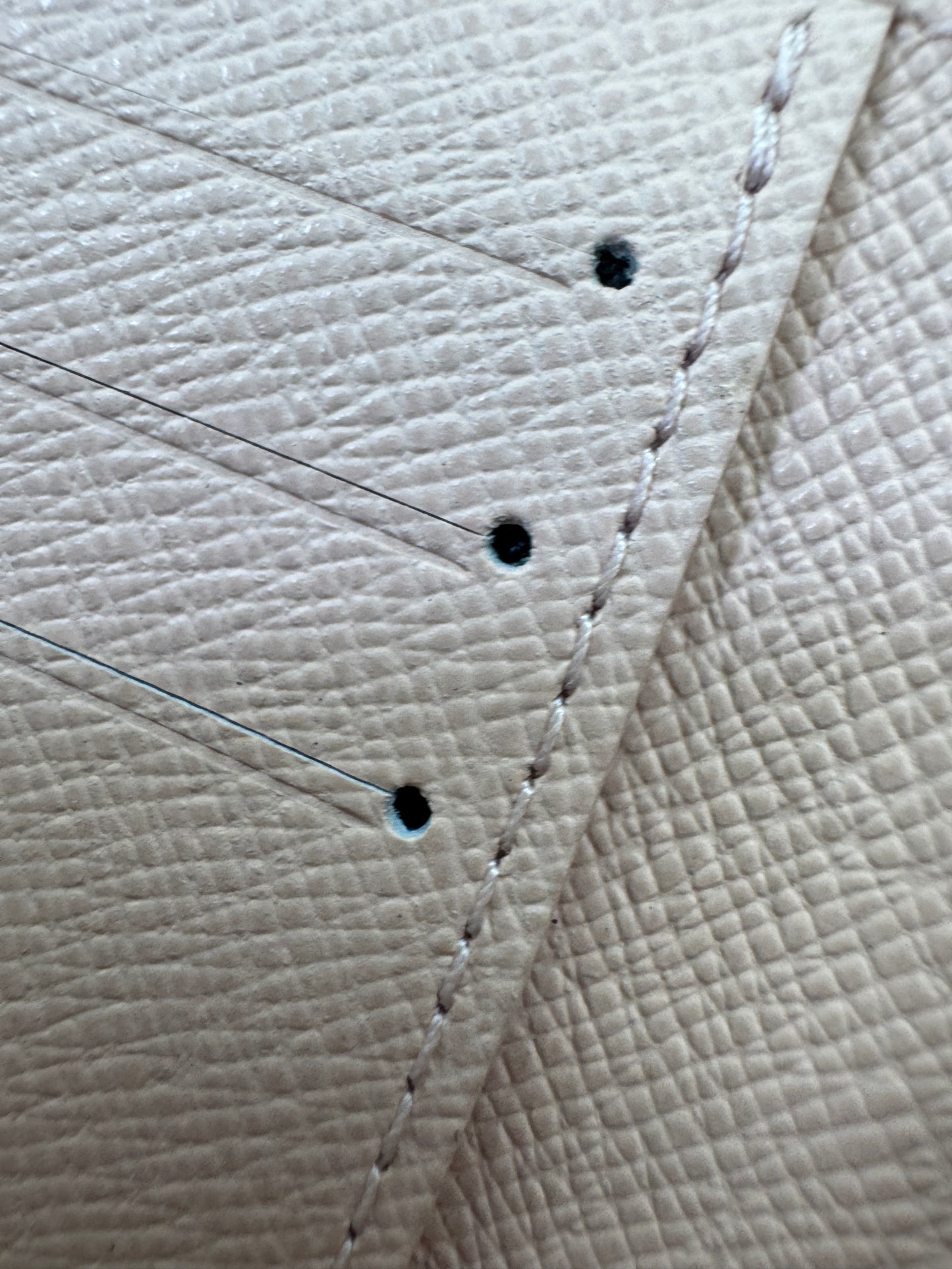 LV N64022 白棋盤三摺錢包 Victorine Wallet Damier Azur Canvas