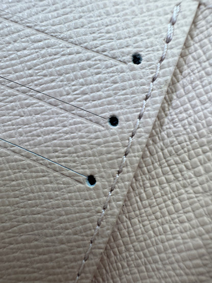 LV N64022 白棋盤三摺錢包 Victorine Wallet Damier Azur Canvas