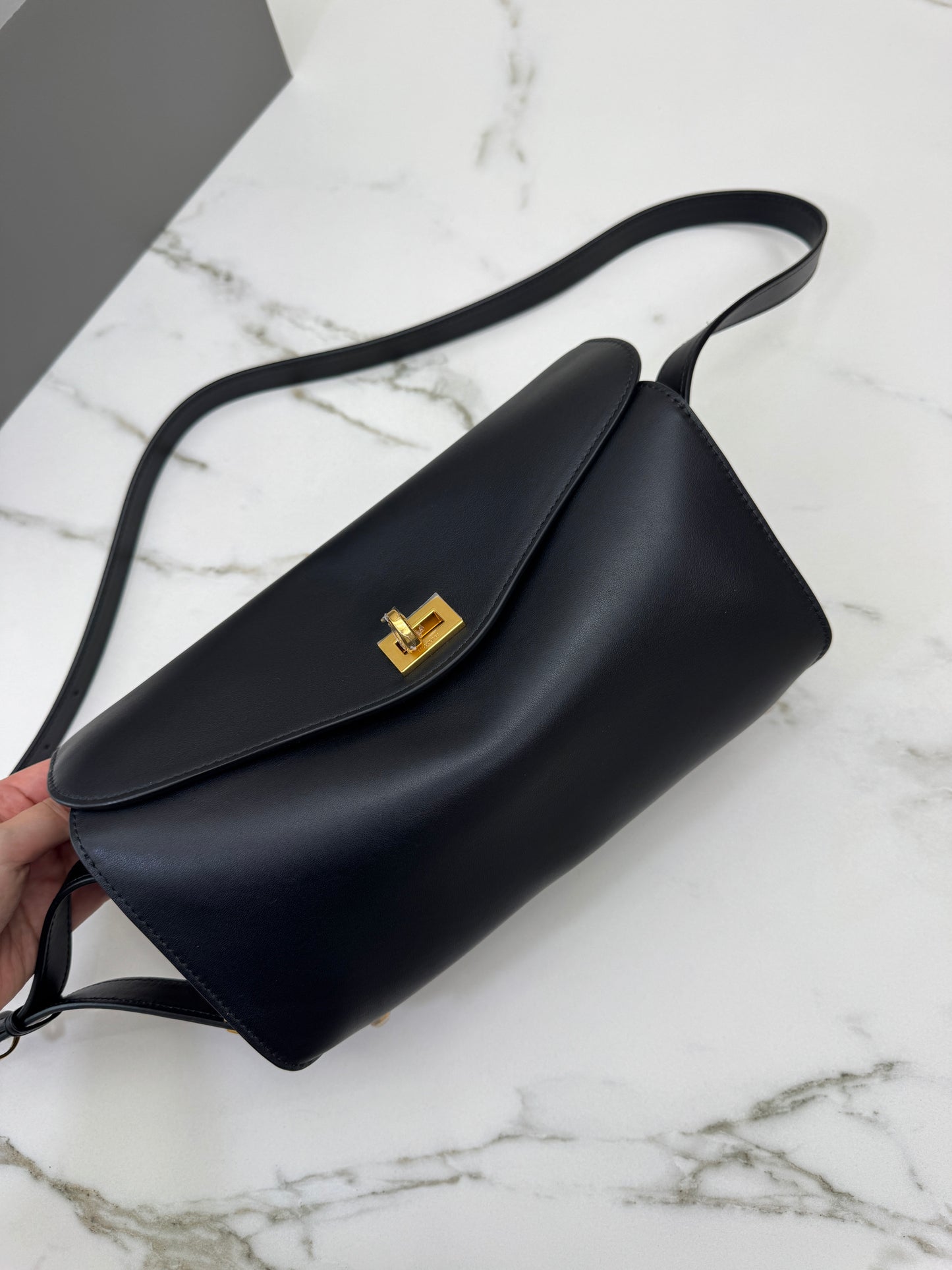 BALENCIAGA Le 7 Hobo