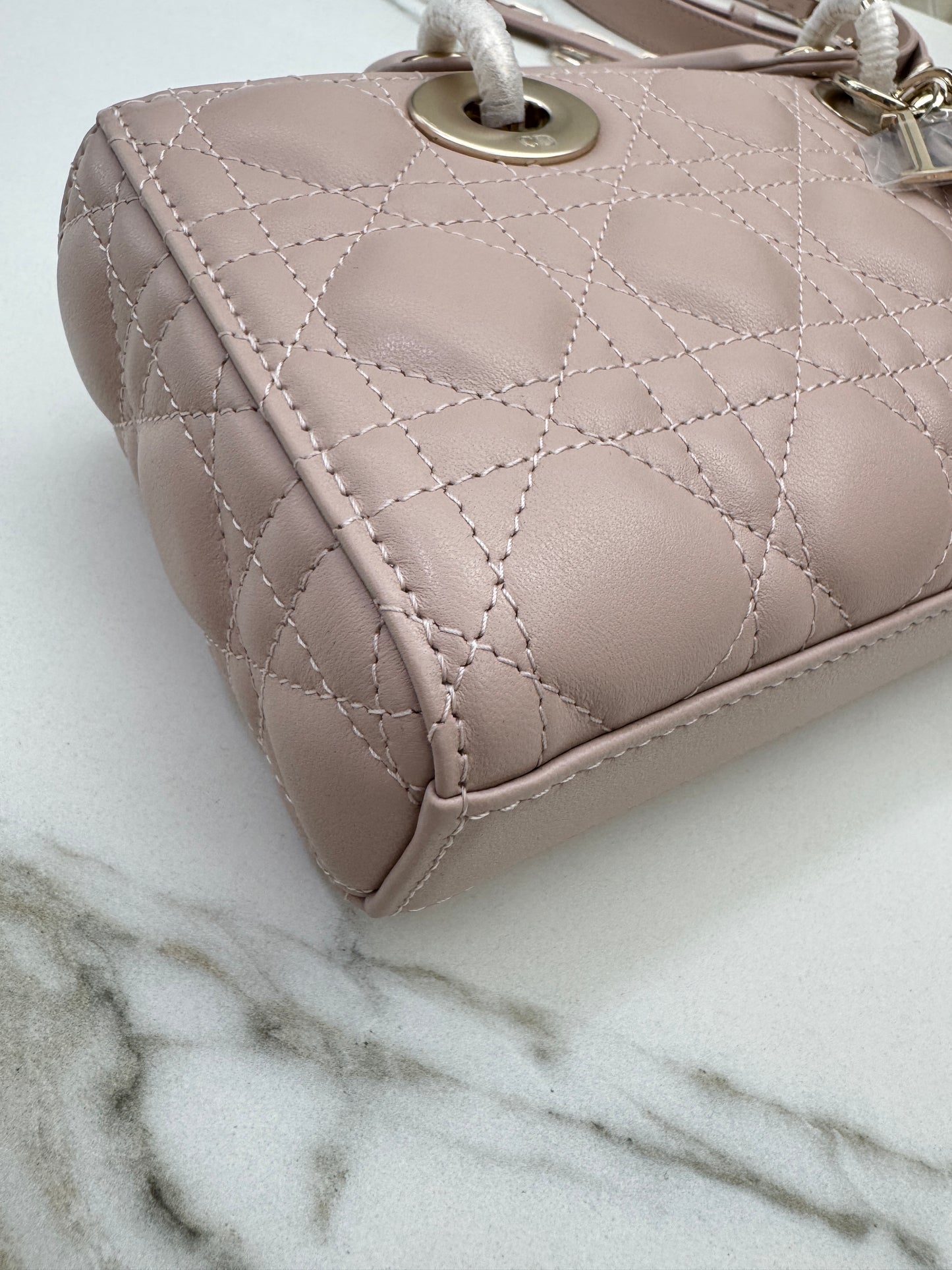 DIOR D-joy Small 胭脂粉 Powder Pink