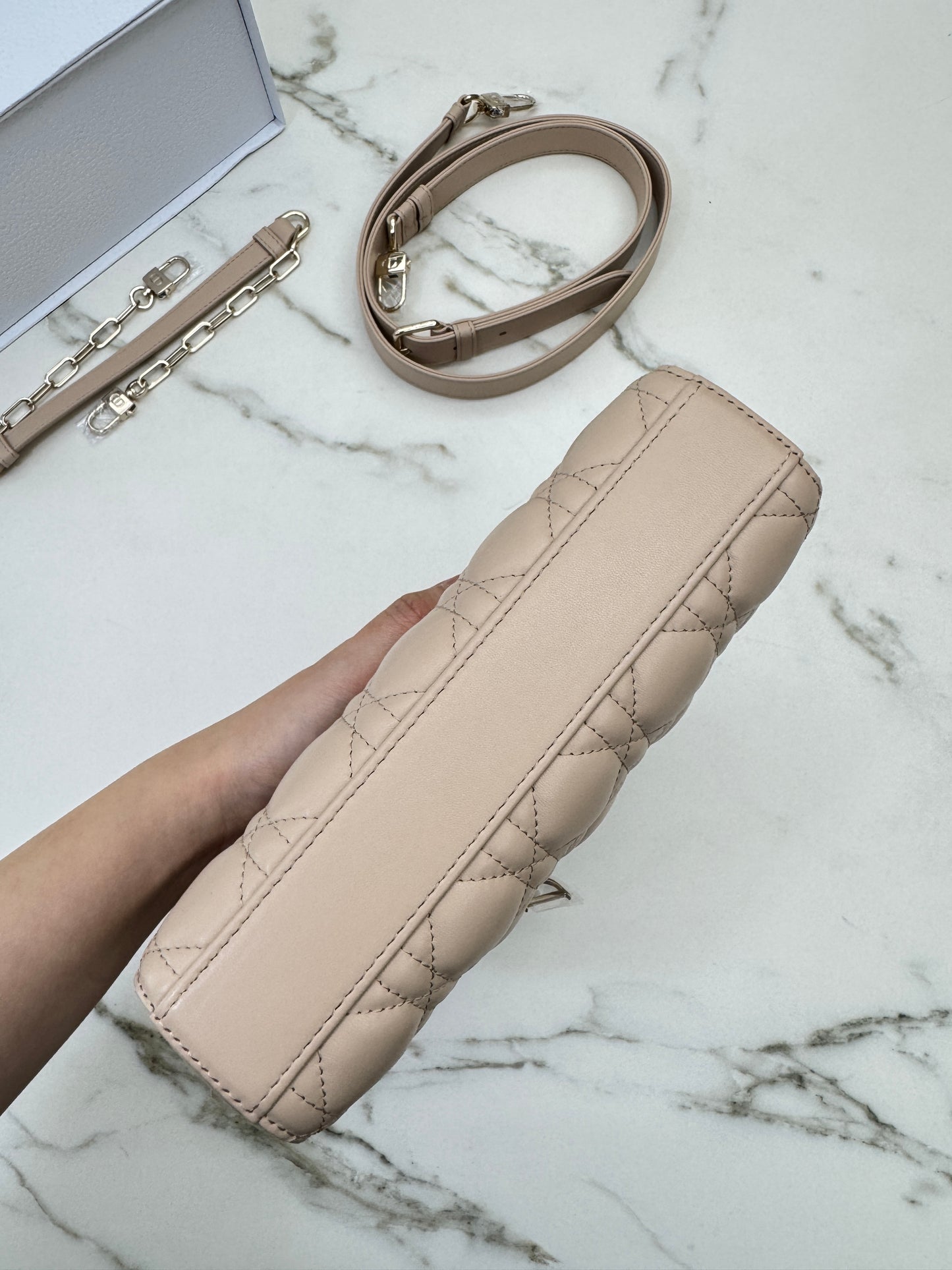 DIOR D-Joy Small 胭脂米 Powder Beige￼