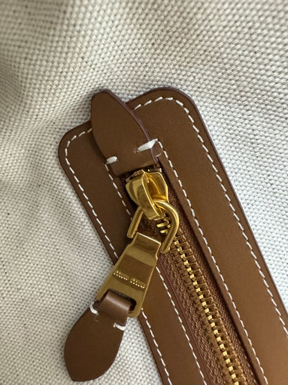 MIU MIU Ivy Tote 帆布 Regular Size