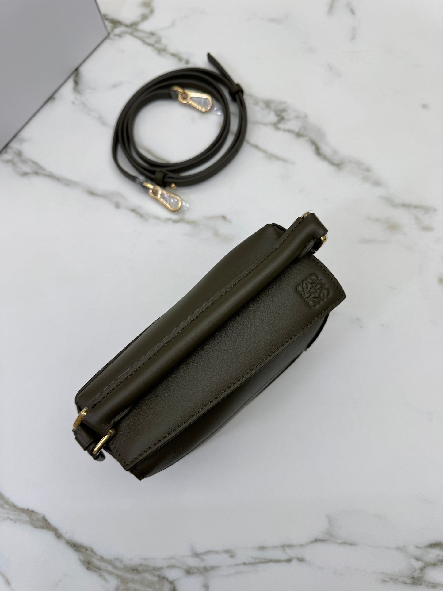 LOEWE Mini Puzzle 深卡其綠