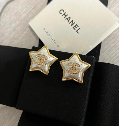 CHANEL 耳夾款