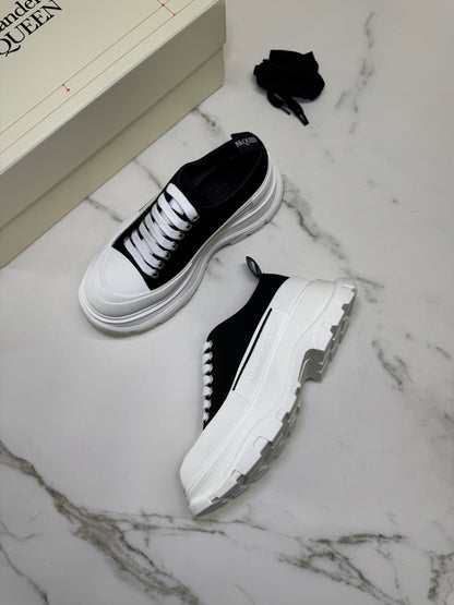 McQUEEN Tread Slick Canvas