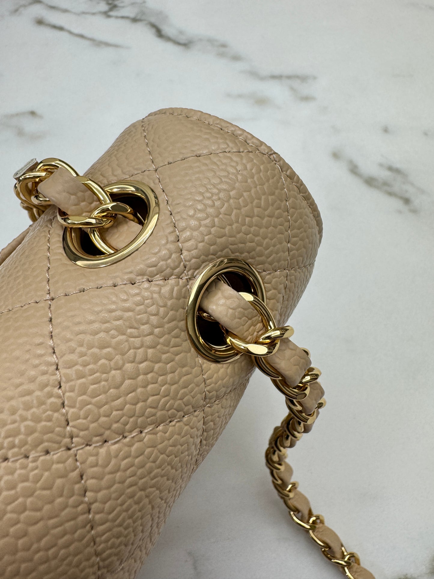 CHANEL CF23 Small 米杏色牛皮金扣 Beige Caviar Calfskin GHW