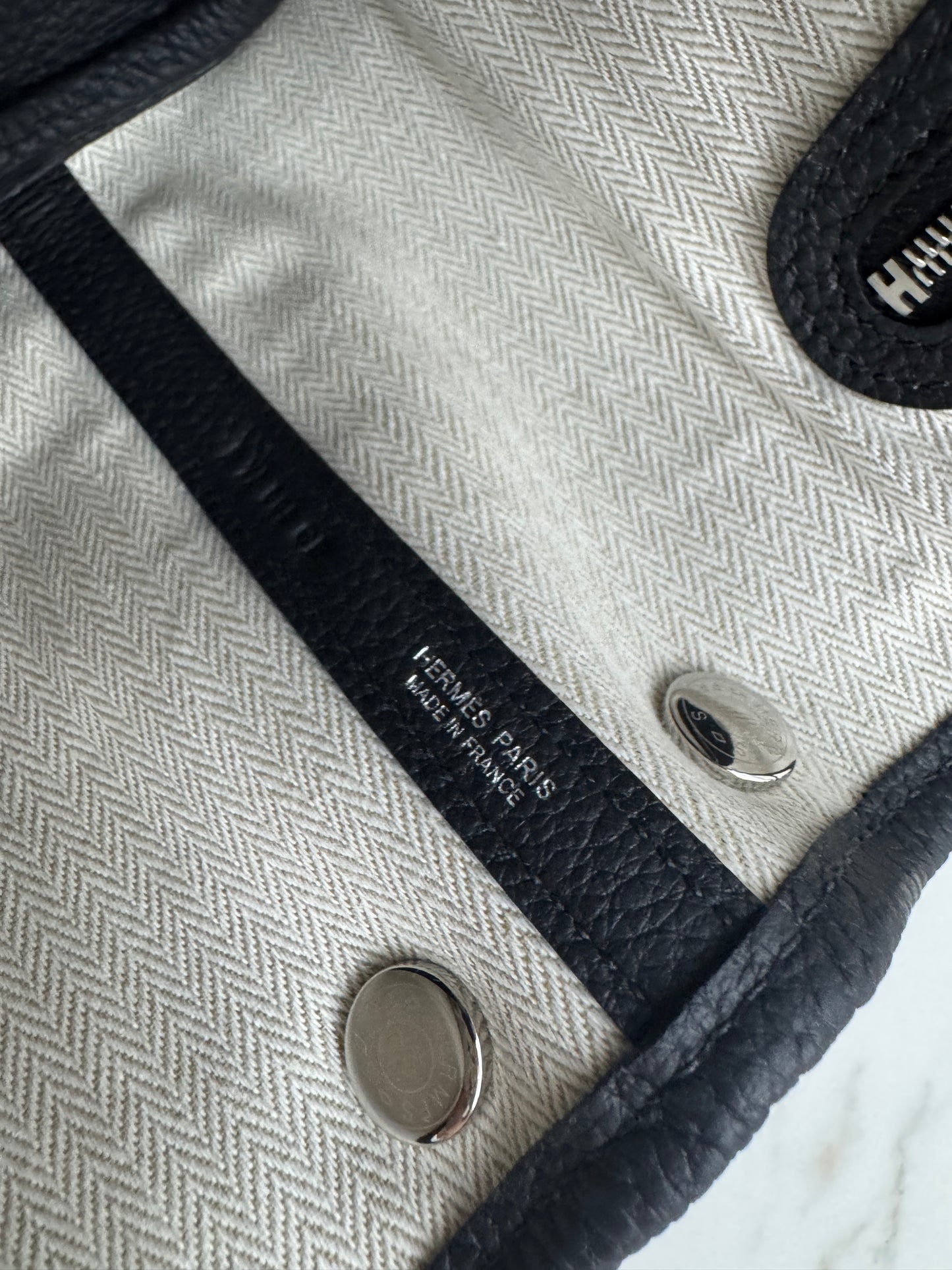 HERMES Neo Garden 23 黑色全皮 Negonda